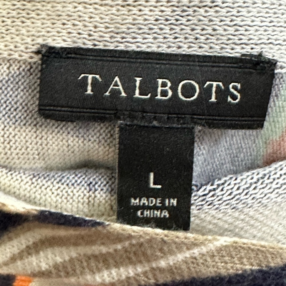 Talbots Floral Polo Shirt with White Collar💙🪷 - Picture 9 of 12